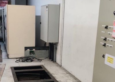 OCR Maintenance Électronique remplace 2 onduleurs Socomec Delphys par 2 onduleurs Riello Master MPT de 160kVA pour une société aéroportuaire