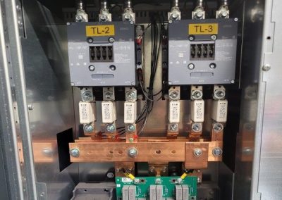 OCR Maintenance Électronique a été missionné par le groupe aéronautique Safran pour installer un onduleur de modèle Riello Master MHT de 500 kVA