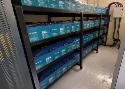 OCR Maintenance Électronique a été missionné par le groupe aéronautique Safran pour installer un onduleur de modèle Riello Master MHT de 500 kVA