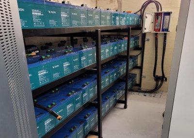 OCR Maintenance Électronique a été missionné par le groupe aéronautique Safran pour installer un onduleur de modèle Riello Master MHT de 500 kVA